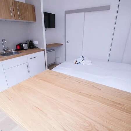Luckey Homes - Rue Rouelle Apartman Párizs